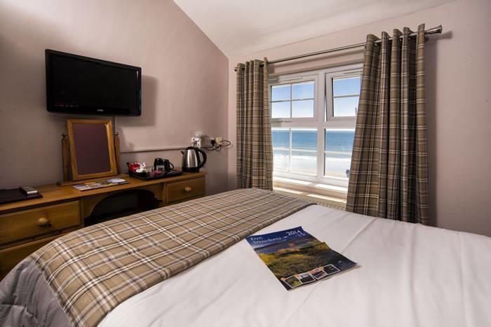 Hotel The Ship 3*