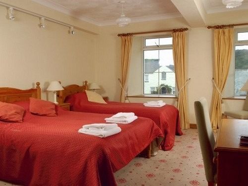 The Ship 3* Aberdaron